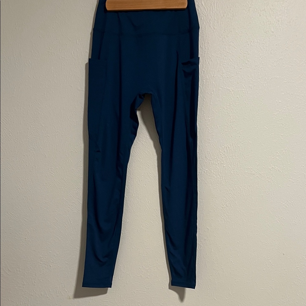 Soft Blue High-Waisted bamboo Leggings
